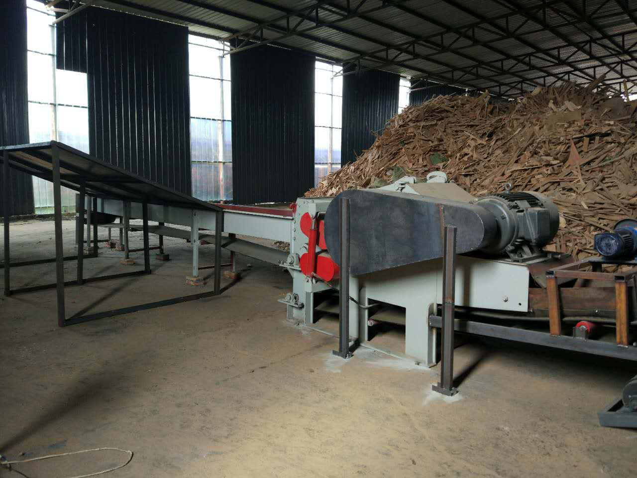 生物質(zhì)顆粒機(jī),木屑顆粒機(jī),鋸末顆粒機(jī),燃料顆粒機(jī),生物質(zhì)造粒機(jī)廠家,顆粒灶,粉碎機(jī),烘干機(jī),新能源燃料,包裝機(jī),顆粒燃料,生物質(zhì)能源,生物質(zhì)顆粒機(jī)生產(chǎn)廠家